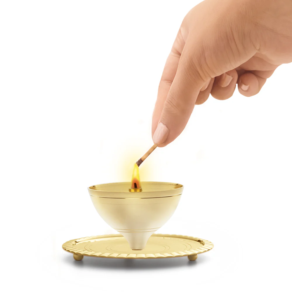 Borosil Akhand Diya, Brass, Large - Image 9