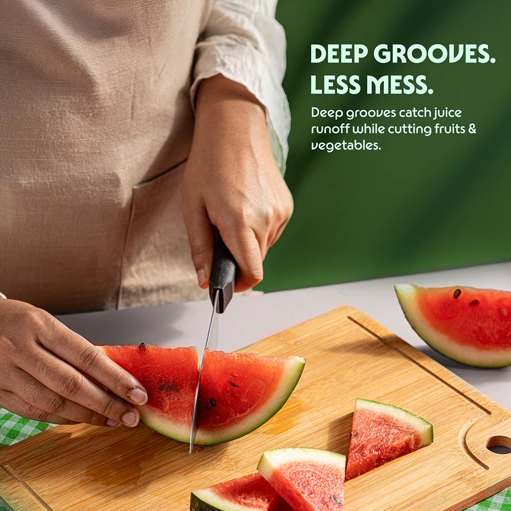 Bamboo Wood Chopping Board with Grooves - Image 4