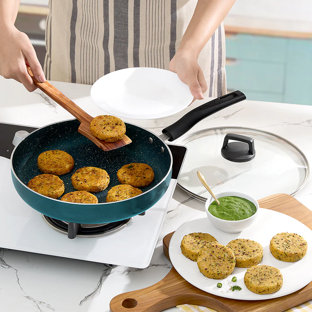 Pro Chef Nonstick Deep Pan with Lid - Image 10