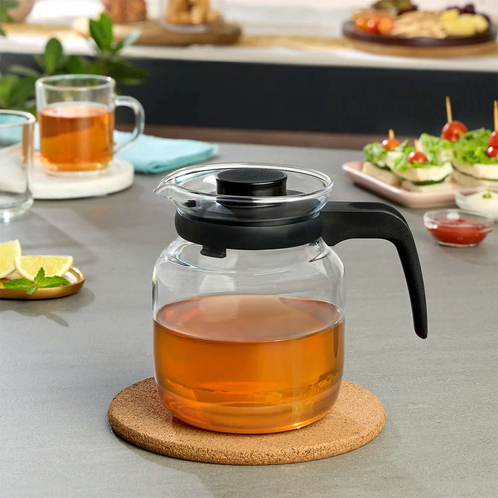 Borosil Carafe w Inbuilt Strainer, 1.2L - Image 7