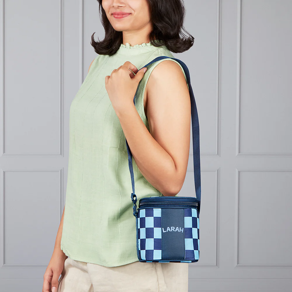 Larah Colormate Square Lunch Box, Blue - Image 9