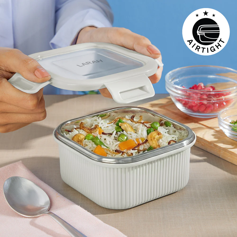 Larah Freshbyte Square Container with Lid, Grey - Image 4