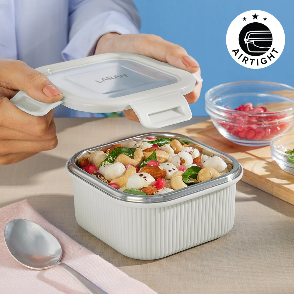 Larah Freshbyte Square Container with Lid, Grey - Image 4