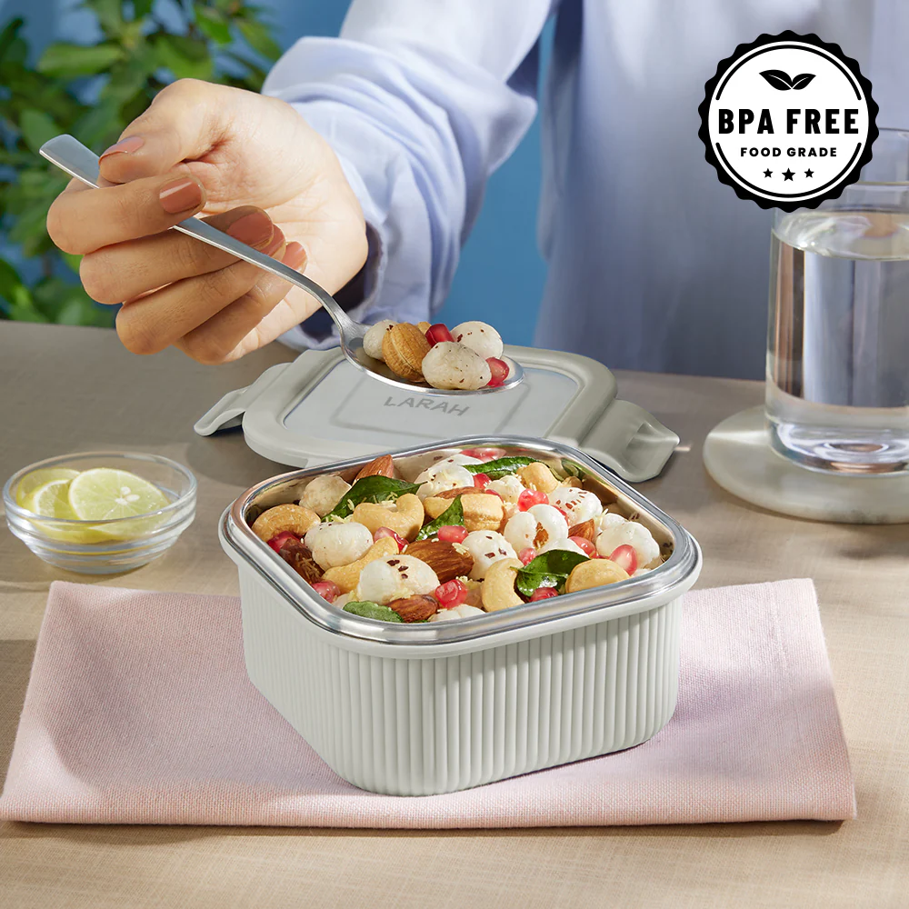 Larah Freshbyte Square Container with Lid, Grey - Image 5
