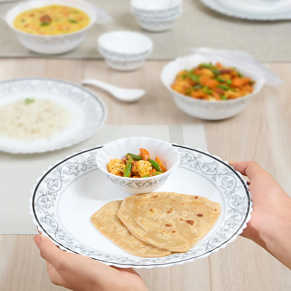 Larah Orwin 17 pc Dinner Set - Image 9