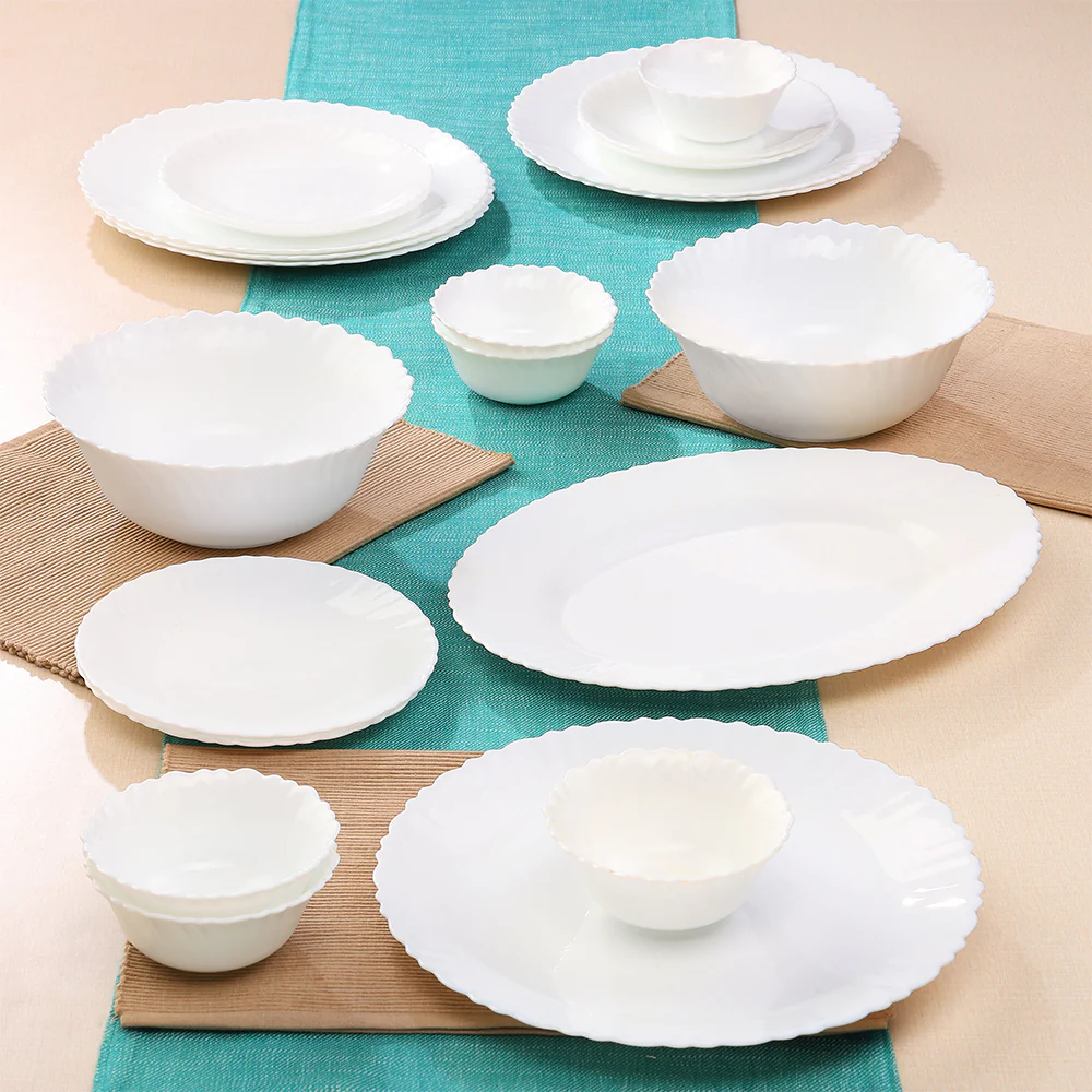 Larah Snow Dinner Set - Image 2