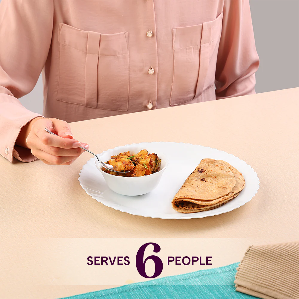 Larah Snow Dinner Set - Image 6