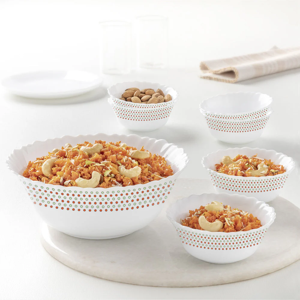 Larah Waltz Pudding Set, 5 pc - Image 4