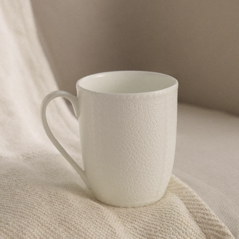 Elva Porcelia Mug, Ivory - Image 2