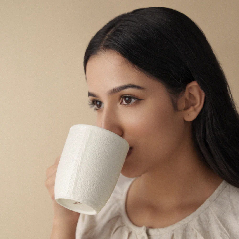 Elva Porcelia Mug, Ivory - Image 4