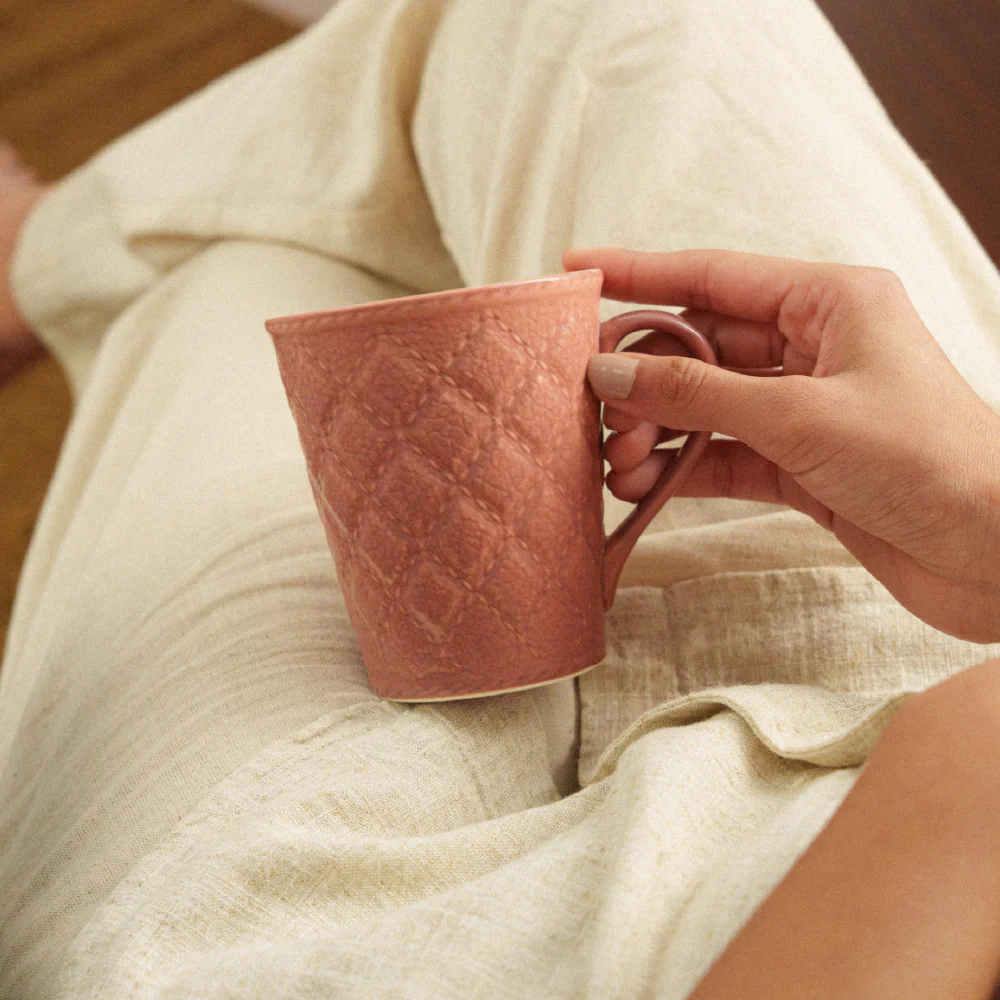 Velvetto Porcelia Mug, Merlot - Image 8